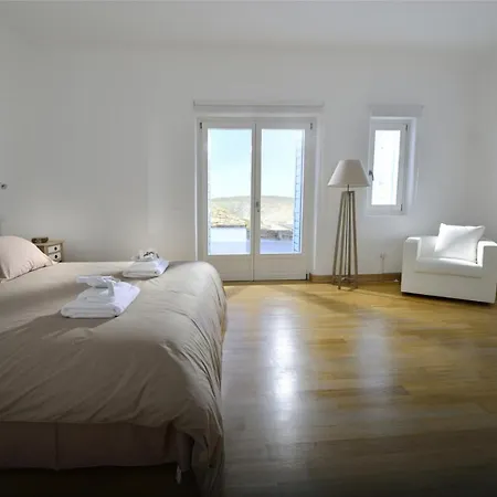 Elmina In Mykonos